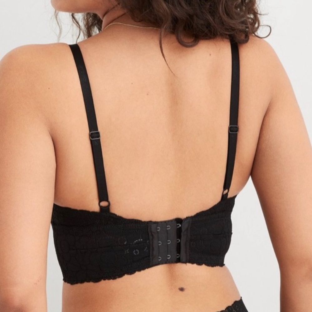 Lace bra - Picture 2 of 2